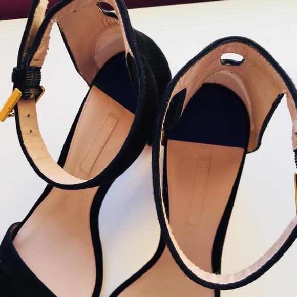 NWOT Stuart Weitzman Strappy Sandal - Picture 5 of 7